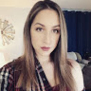 Meet your Posher, Cassandra